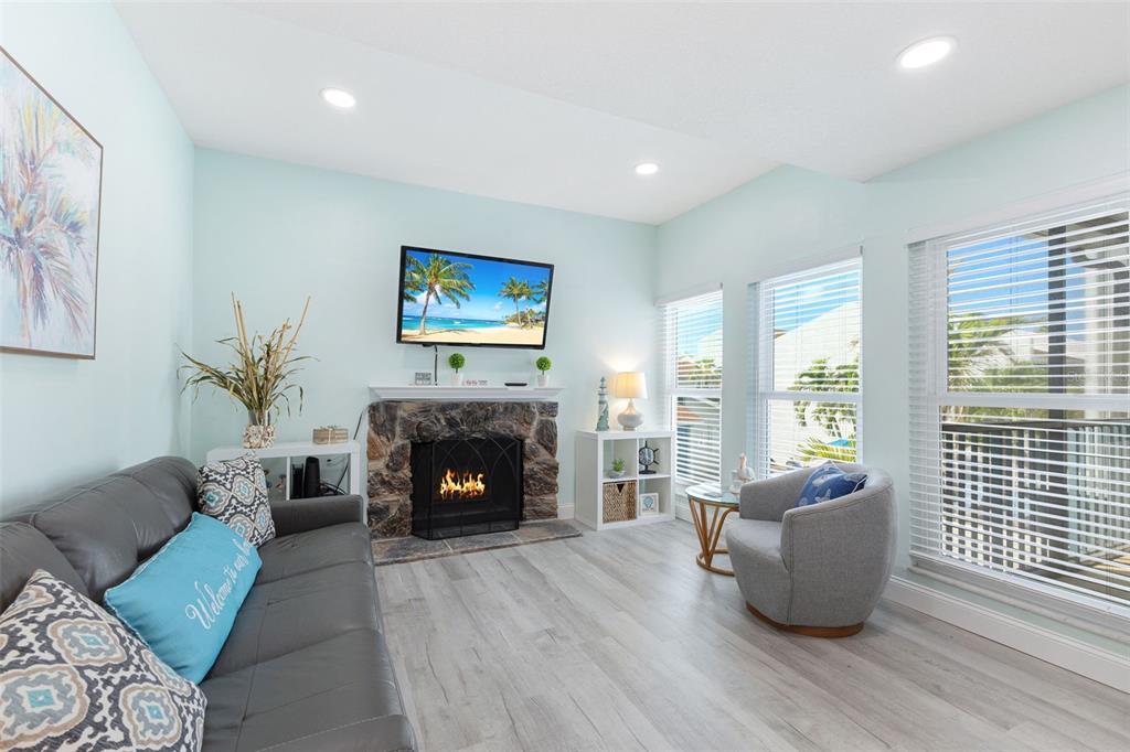337 REX PLACE UNIT G, MADEIRA BEACH, FL — photo 5 of 30