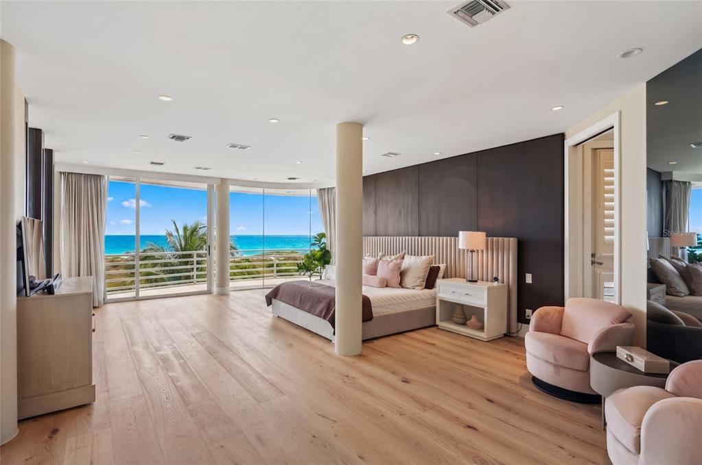 648 BEACH ROAD, SARASOTA, FL — photo 3 of 30