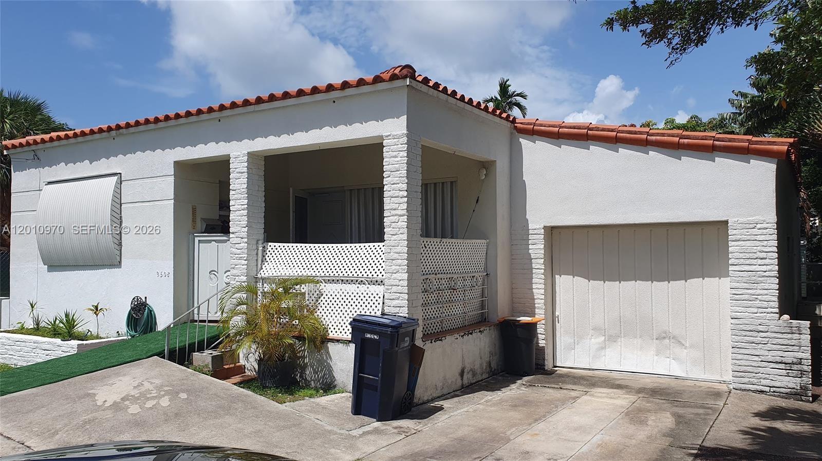9508 Byron Ave, Surfside FL 33154