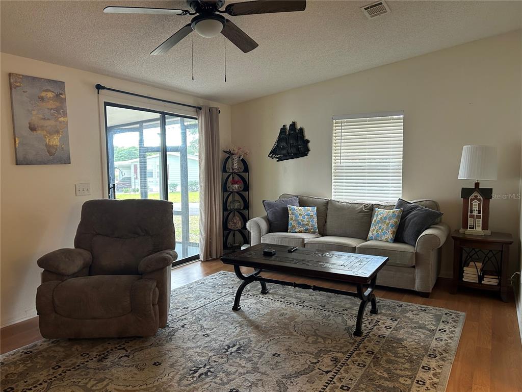 1709 E SCHWARTZ BOULEVARD, LADY LAKE, FL — photo 4 of 16