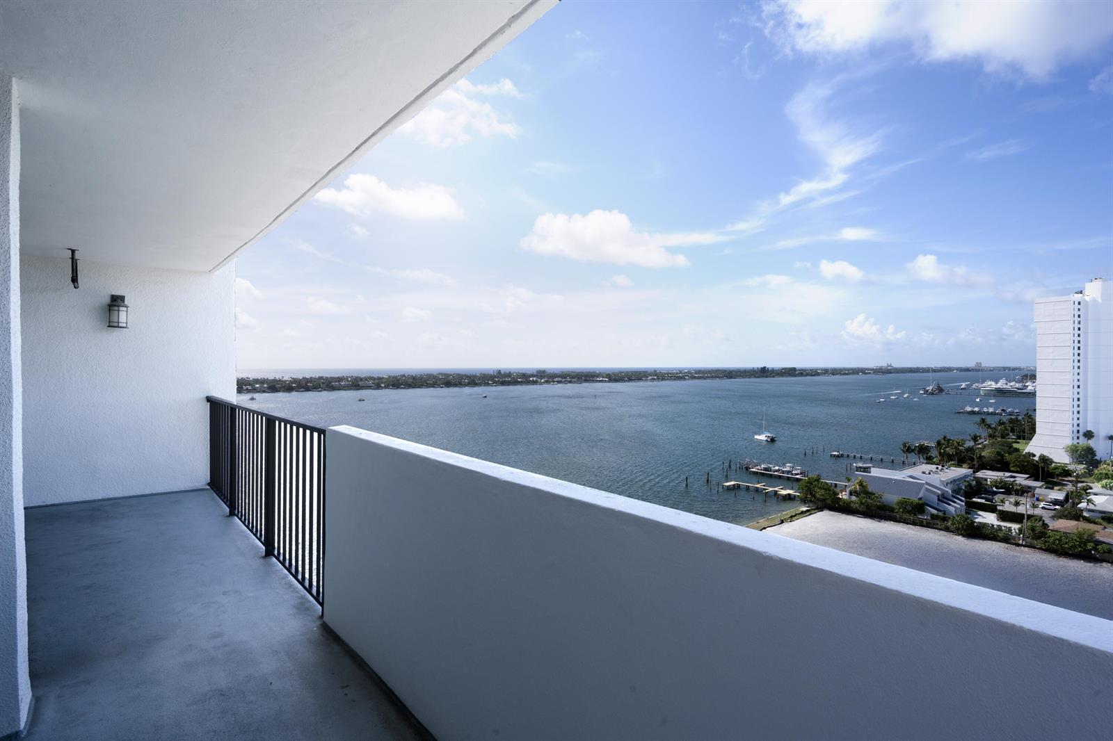5600 N Flagler Drive # 1605, West Palm Beach FL 33407