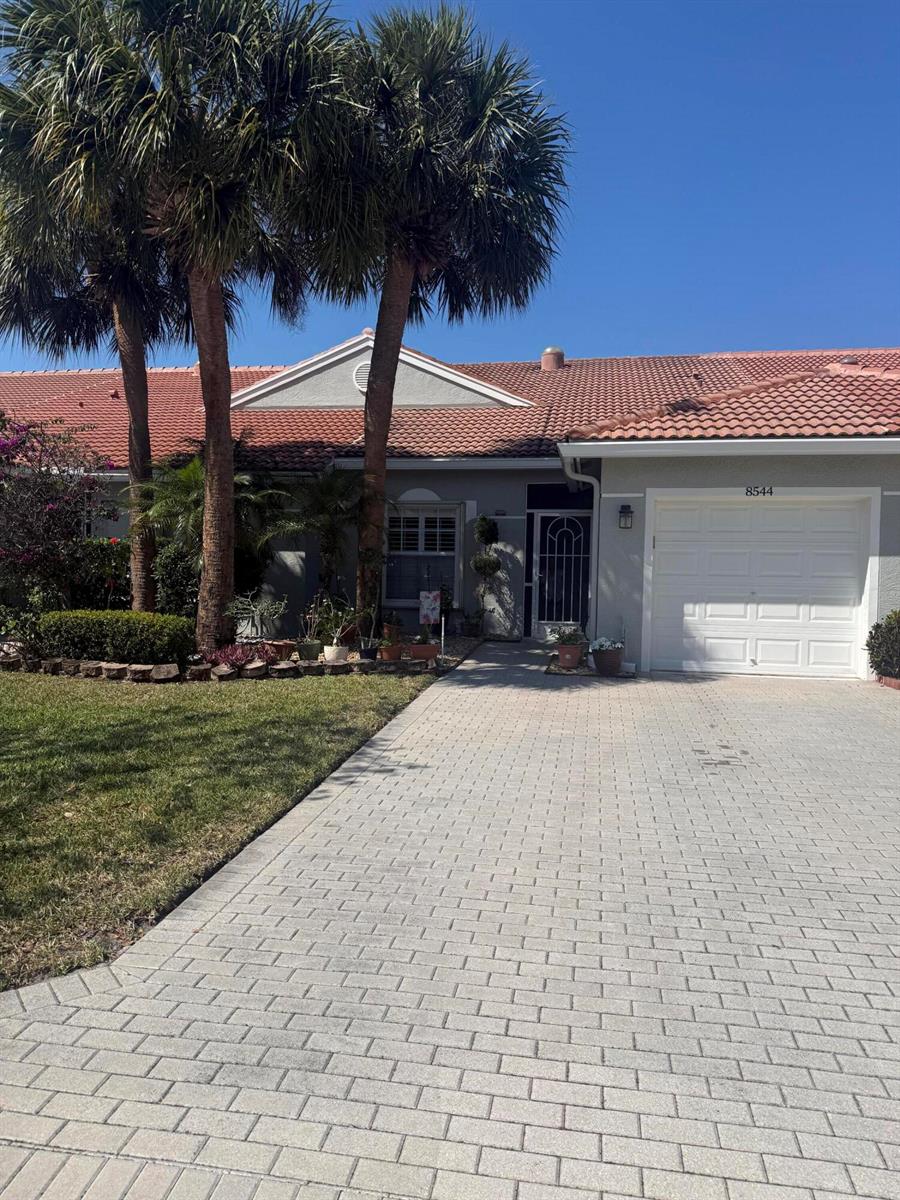 8544 Logia Circle, Boynton Beach FL 33472