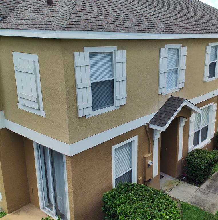 1976 ESTANCIA CIRCLE UNIT 1976