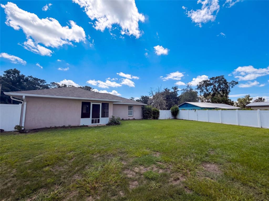 10640 SE 54TH AVENUE, BELLEVIEW, FL — photo 5 of 20