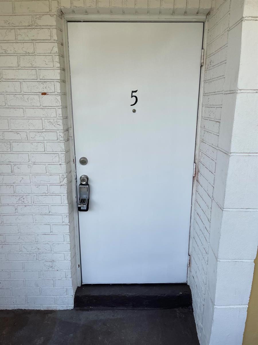 440 SE 2nd Avenue # 5, Deerfield Beach FL 33441