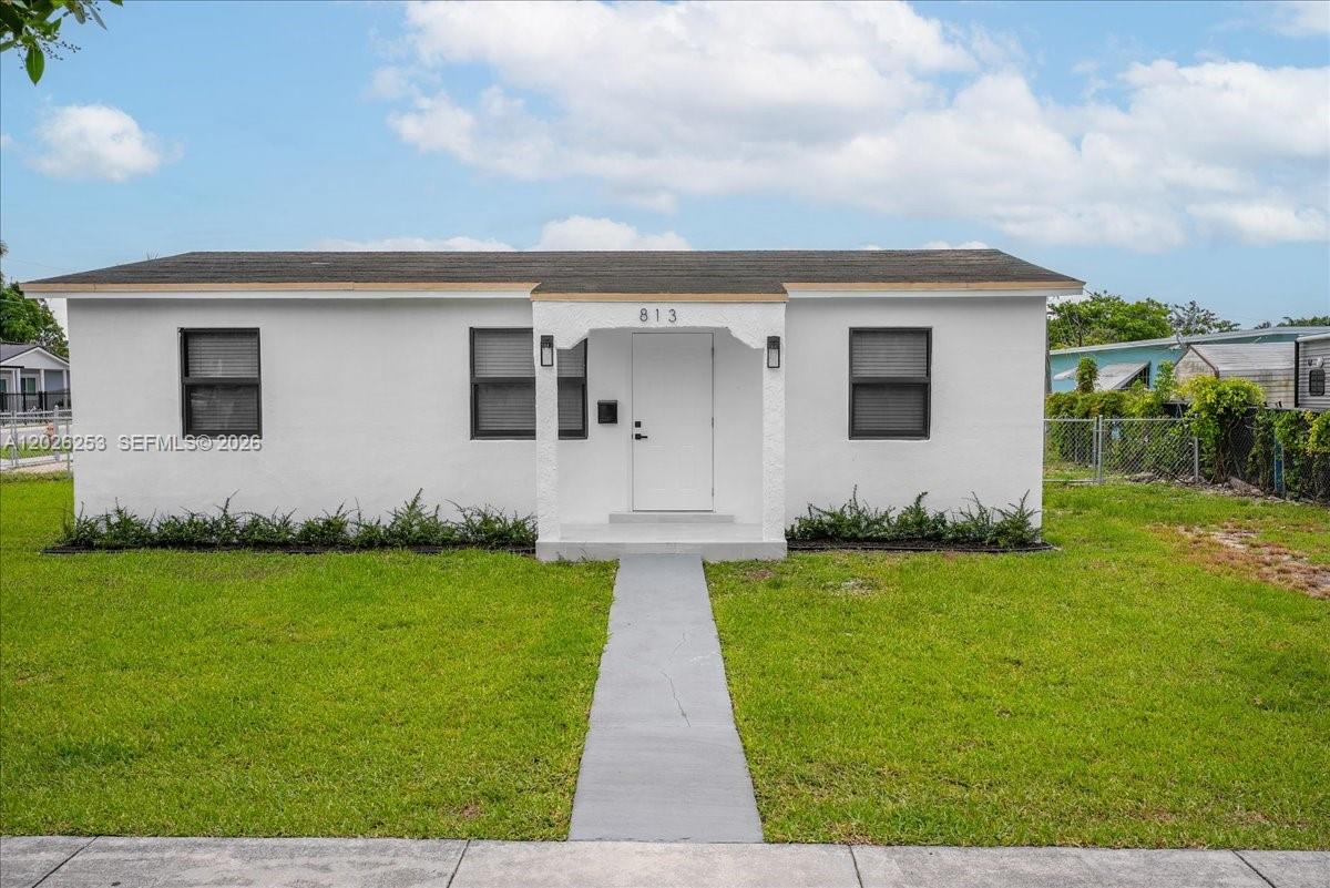 813 NW 6th Ave, Florida City FL 33034