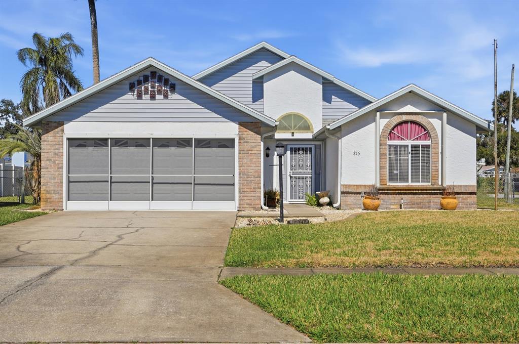 815 HUDSON LANE