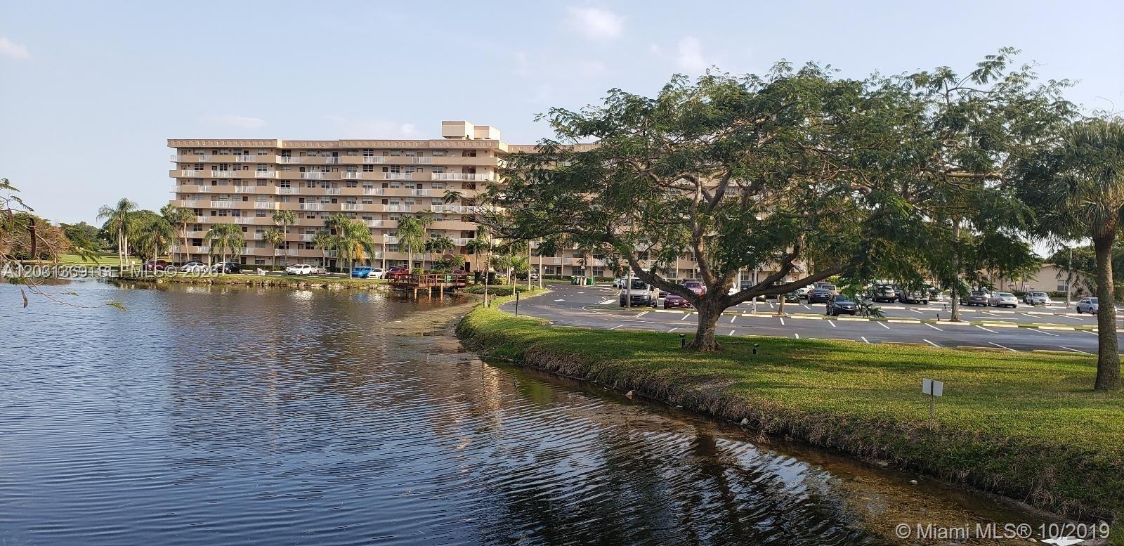 250 Jacaranda Dr # 305, Plantation FL 33324