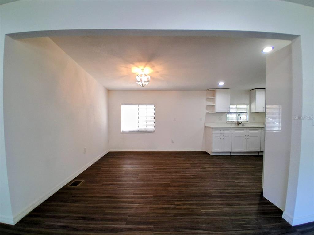 15215 VINE STREET, HUDSON, FL — photo 5 of 21