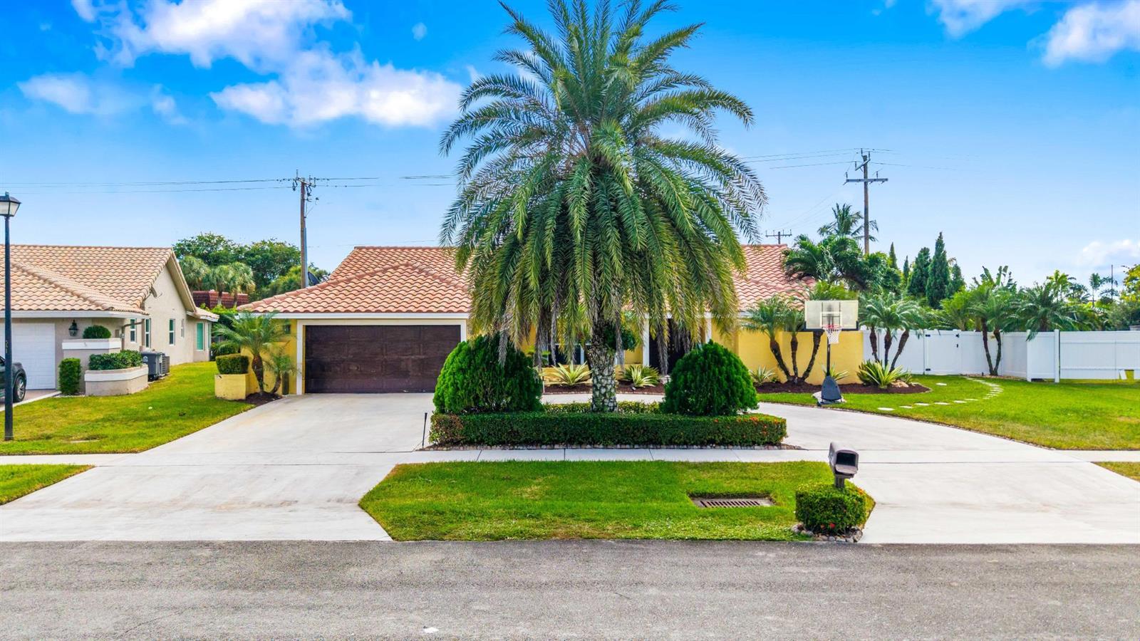 22071 Martella Avenue, Boca Raton FL 33433
