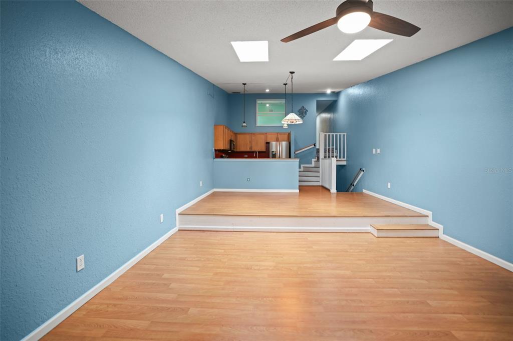 6436 92ND PLACE N UNIT 1004, PINELLAS PARK, FL — photo 4 of 19