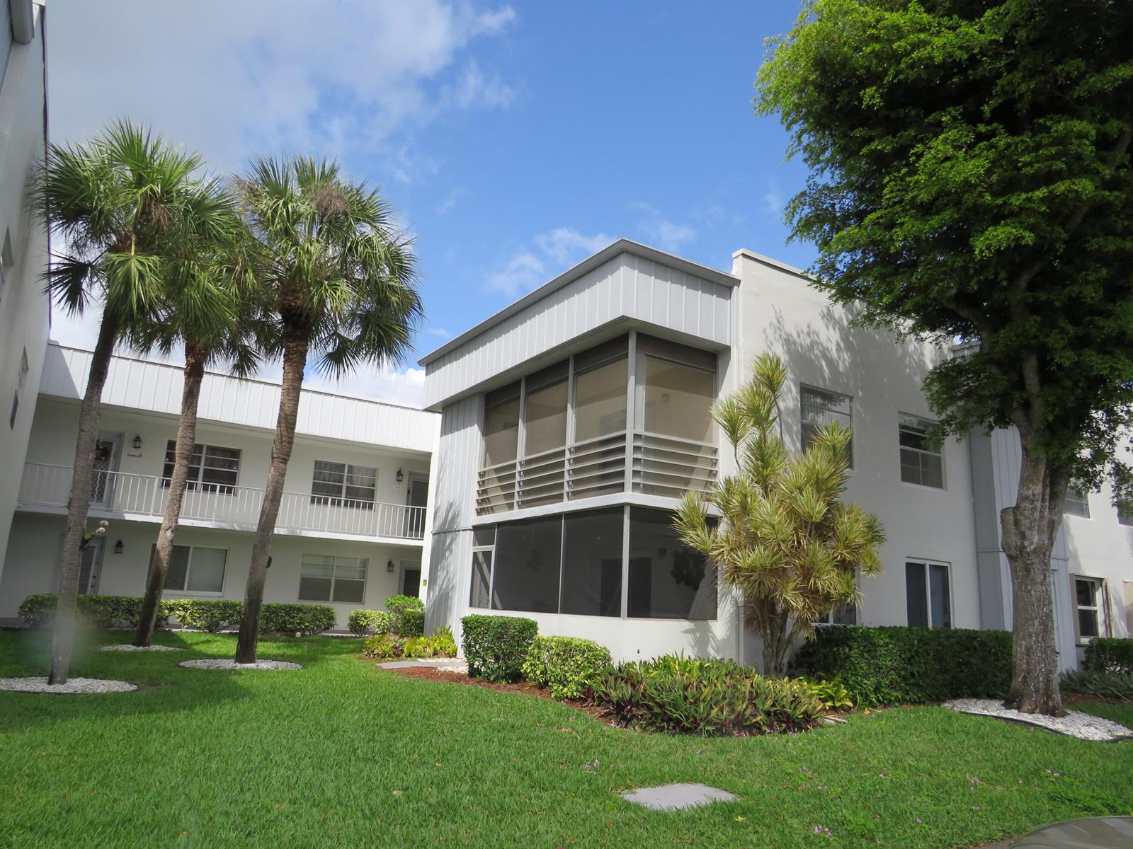 557 Burgundy L, Delray Beach FL 33484
