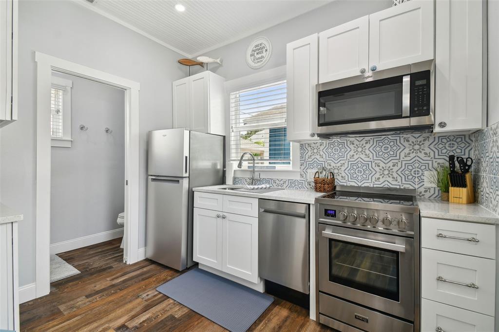 602 1/2 SKINNER BOULEVARD, DUNEDIN, FL — photo 3 of 27