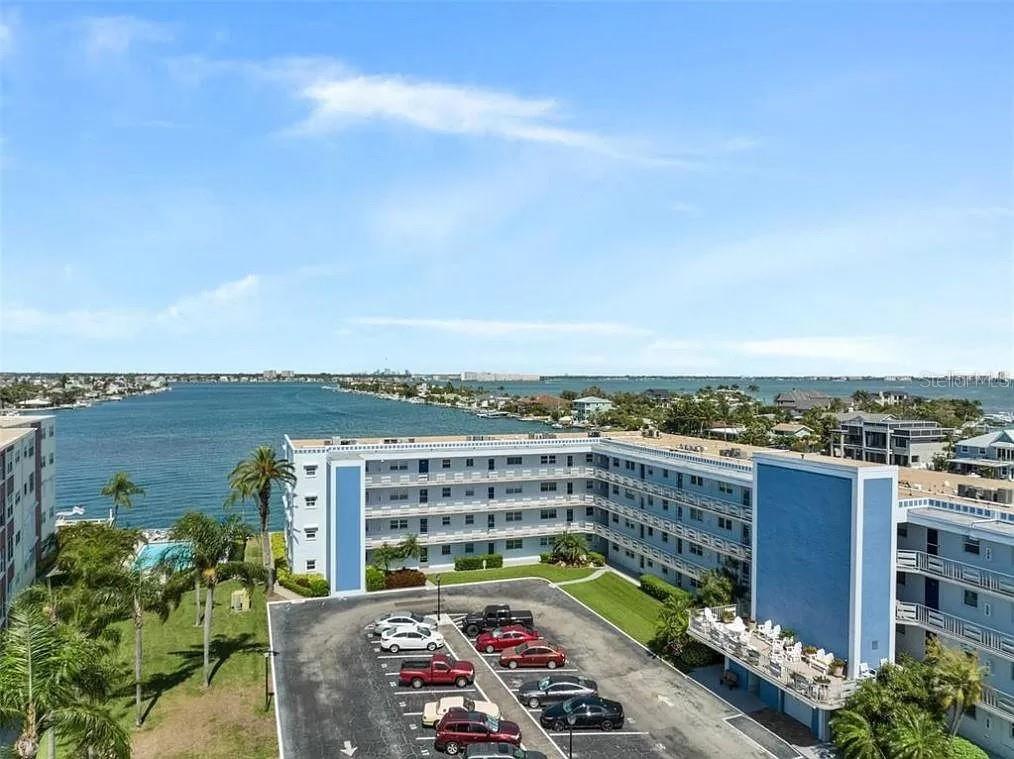 5555 GULF BOULEVARD UNIT 104