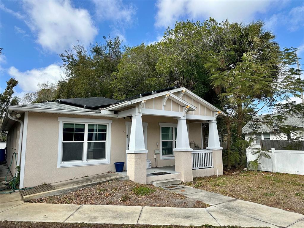 1121 DR MARTIN LUTHER KING JR STREET S