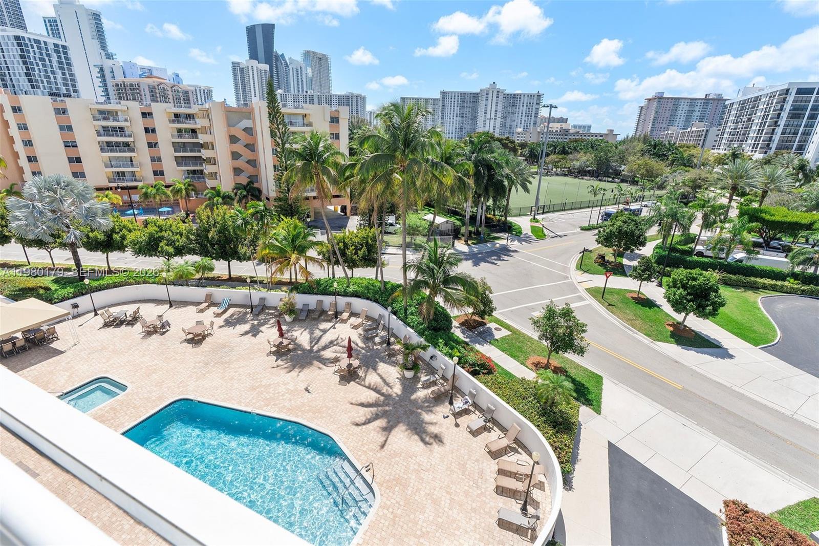 17801 N Bay Rd # 607, Sunny Isles Beach FL 33160