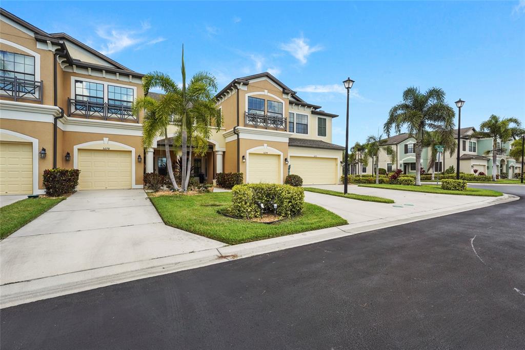 5274 78TH ST CIRCLE E, BRADENTON, FL — photo 2 of 30