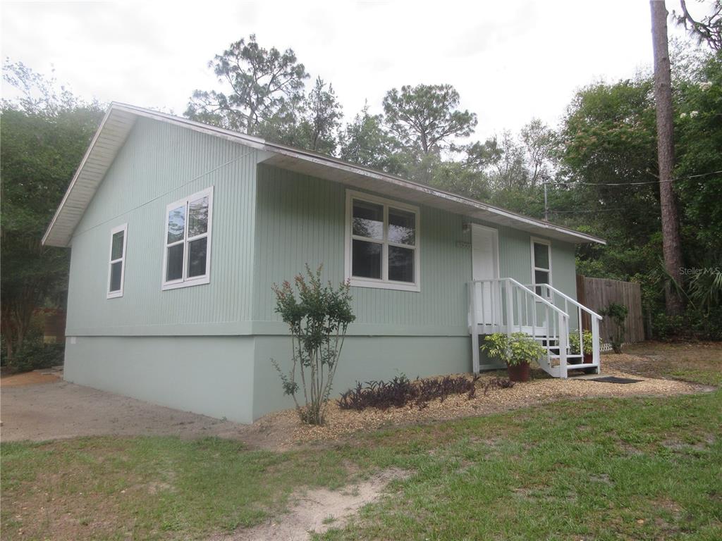 5949 SE 164TH COURT