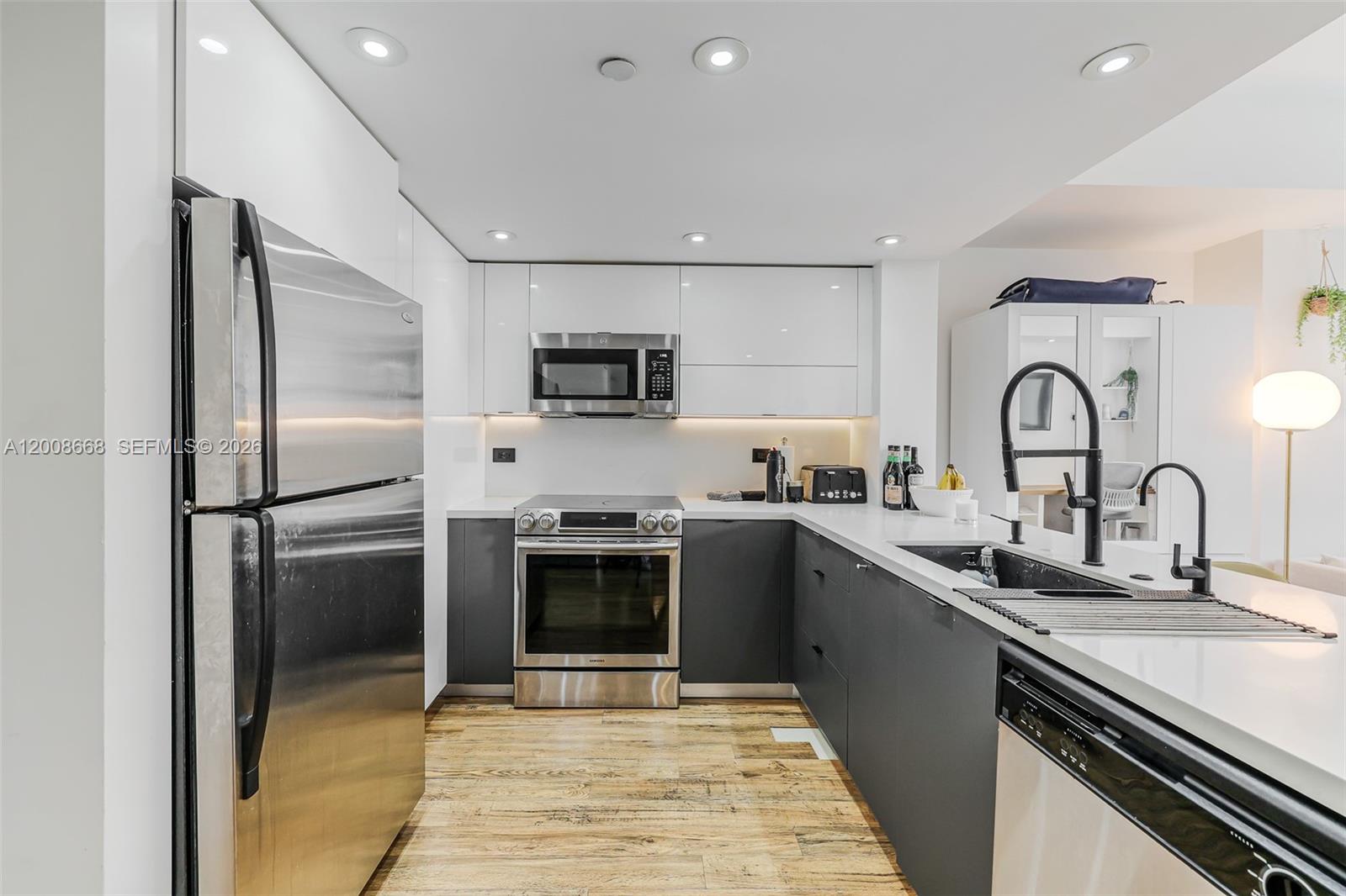 111 E Flagler St # 708, Miami FL 33131