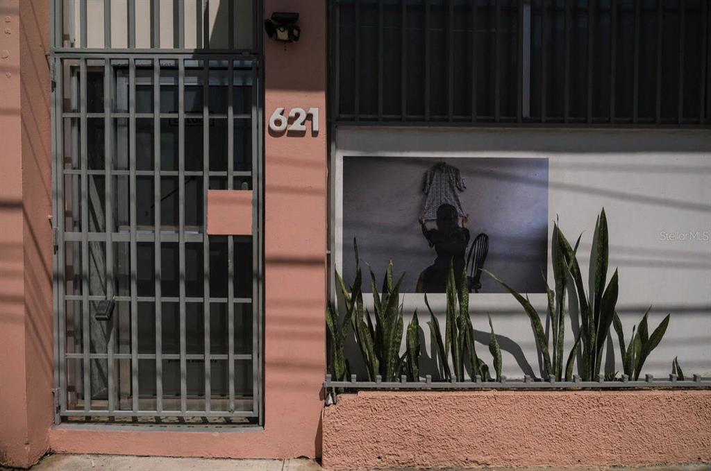 621 CALLE ERNESTO CERRA LOCAL 1A