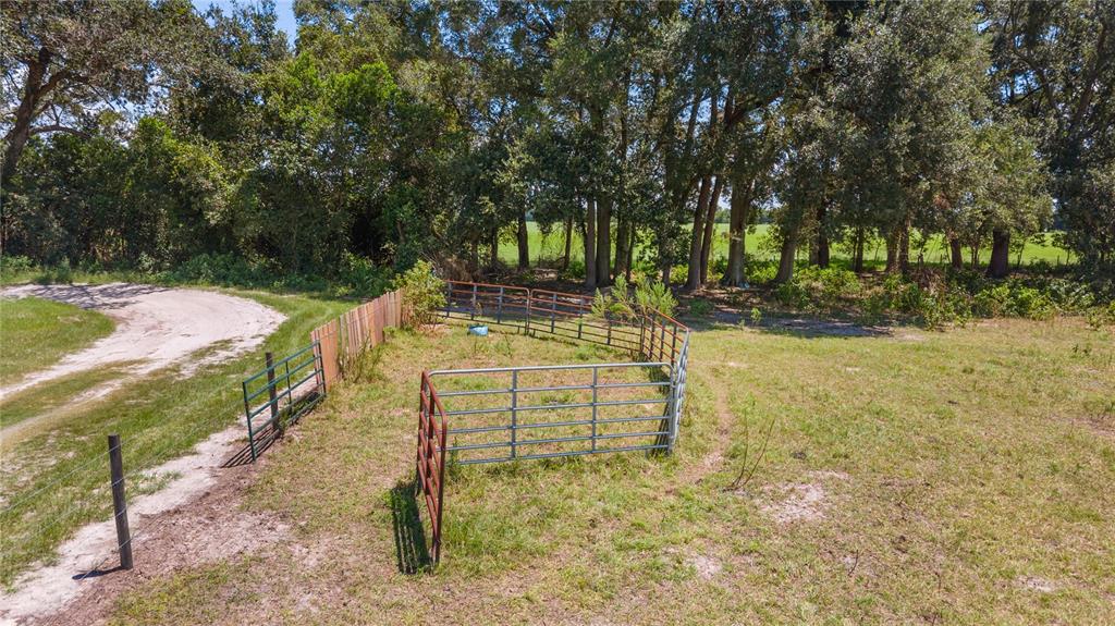 NW 65TH AVENUE, TRENTON, FL — photo 2 of 21