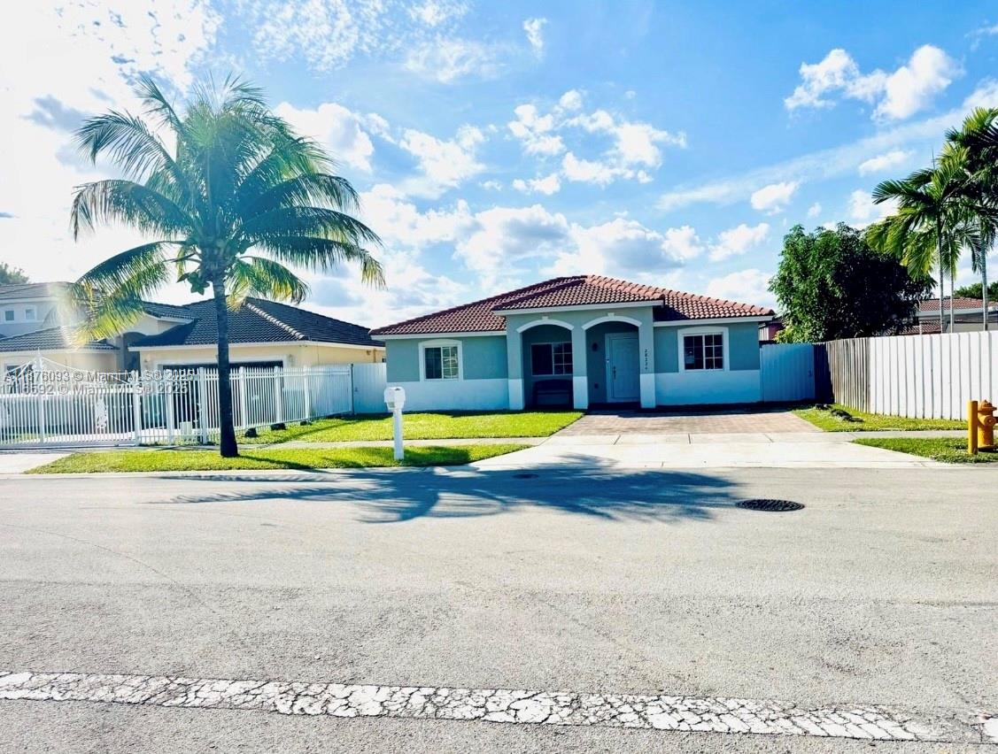 28324 SW 133rd Ave, Homestead FL 33033