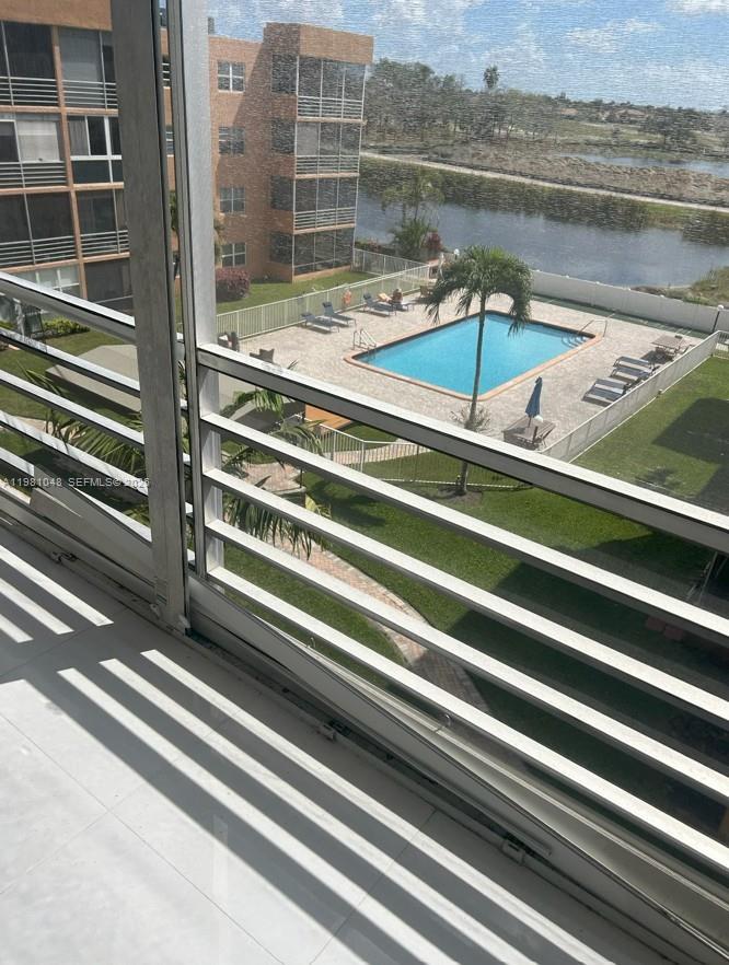 3048 E Sunrise Lakes Dr # 411, Sunrise FL 33322