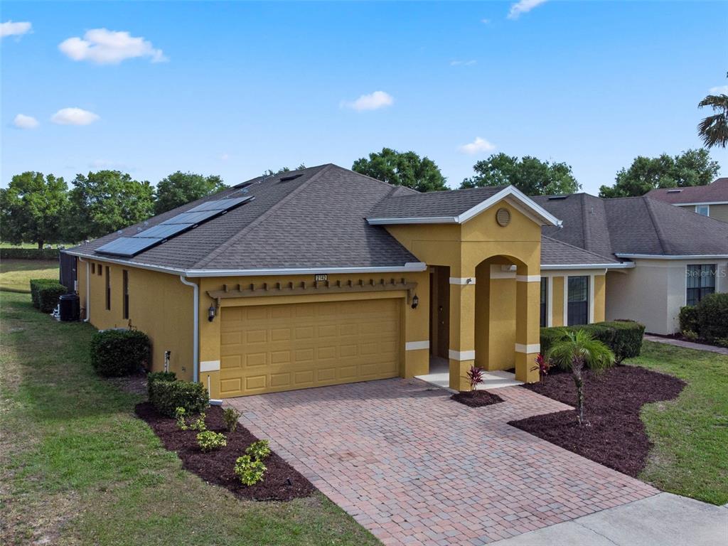 2142 VICTORIA DRIVE