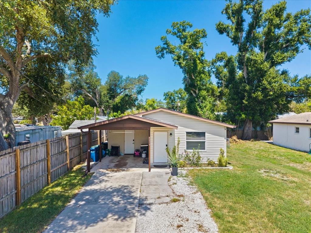 4050 ROCKEFELLER AVENUE