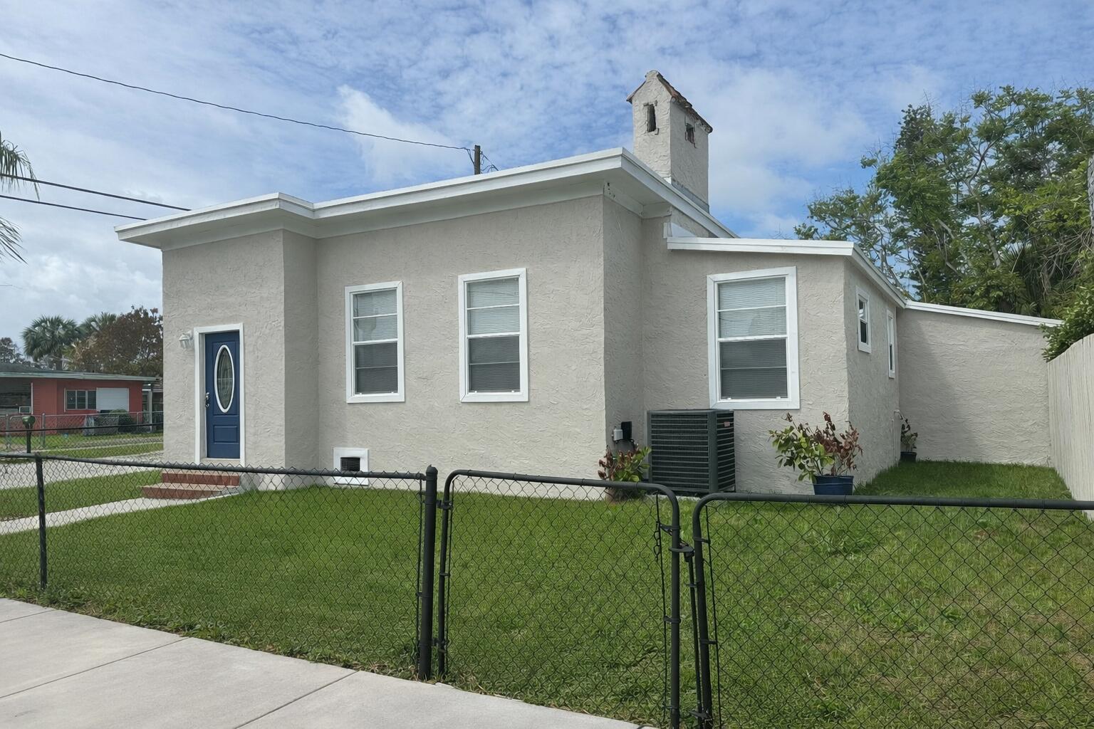 139 Alma Court, Fort Pierce FL 34950