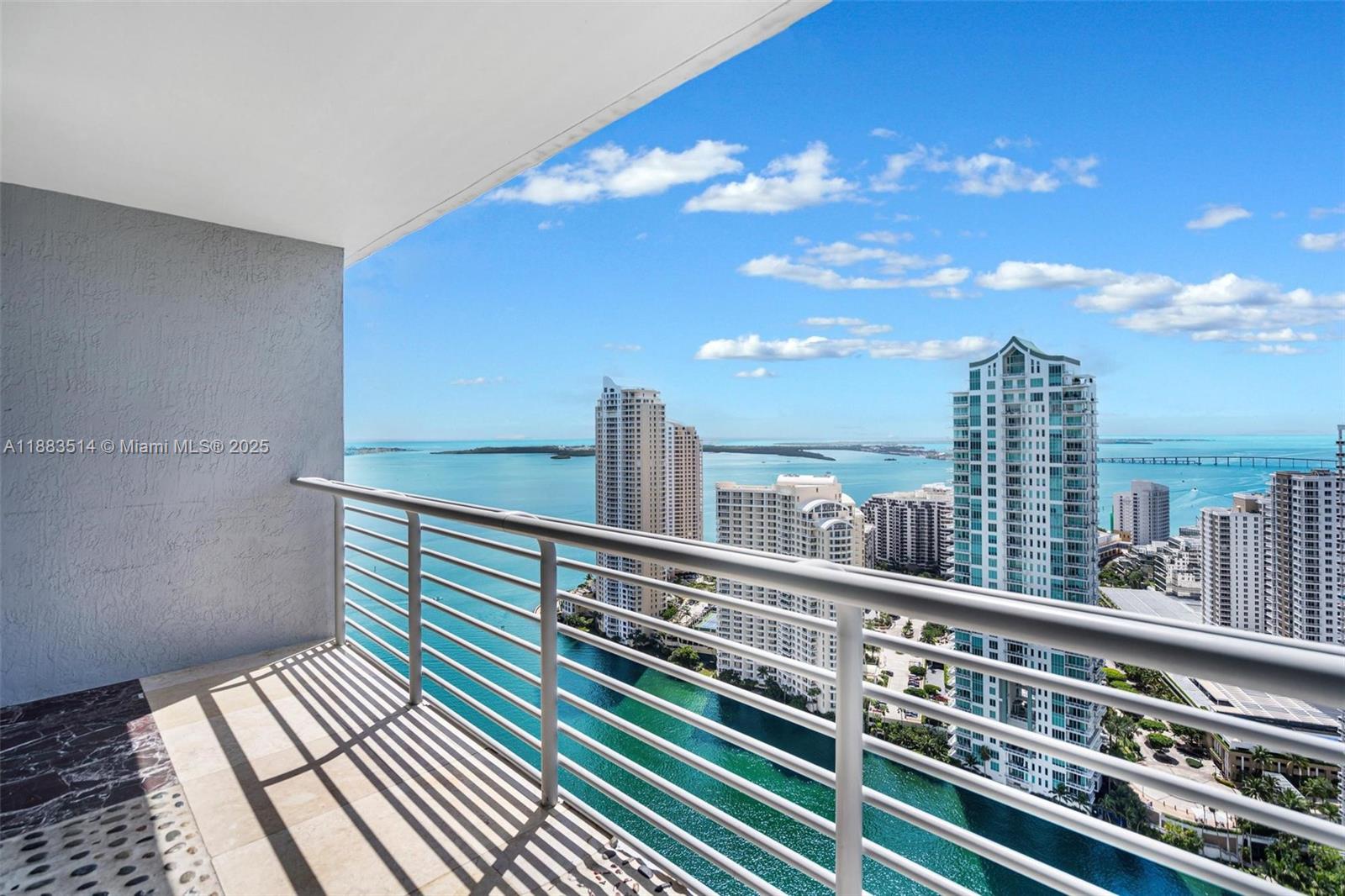 325 S Biscayne Blvd # 4115, Miami FL 33131