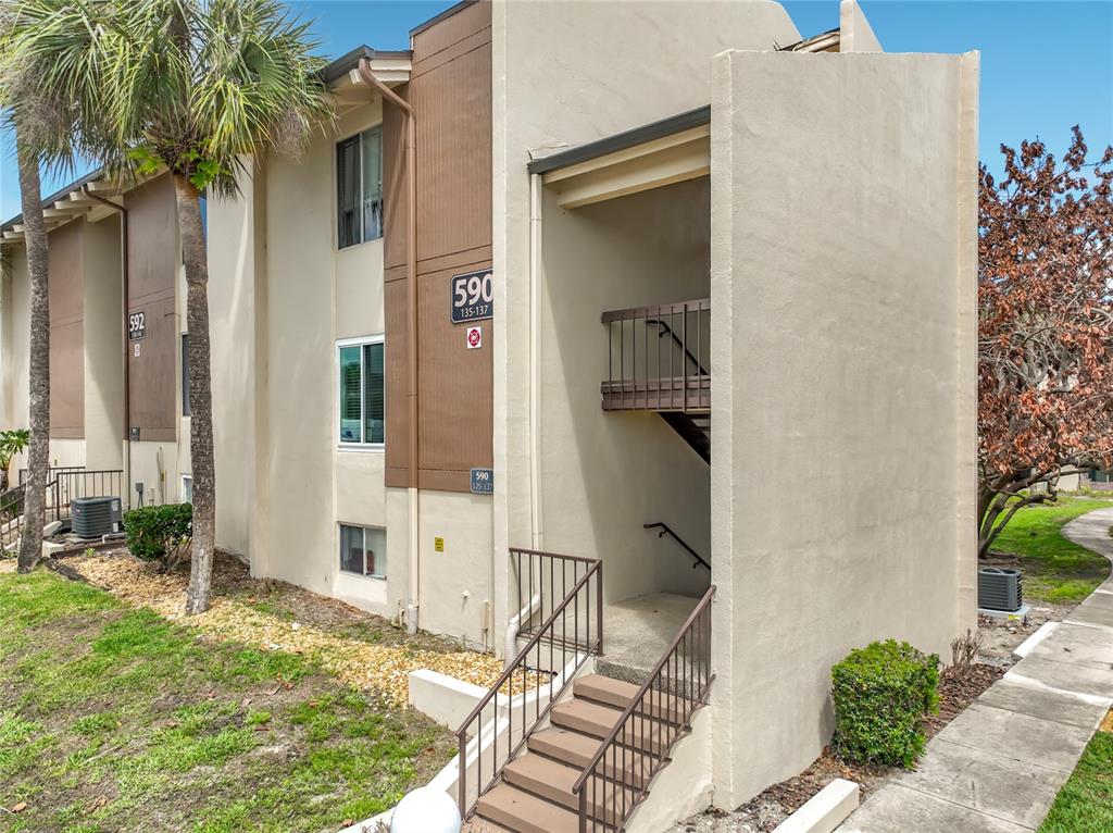 590 ORANGE DRIVE UNIT 136