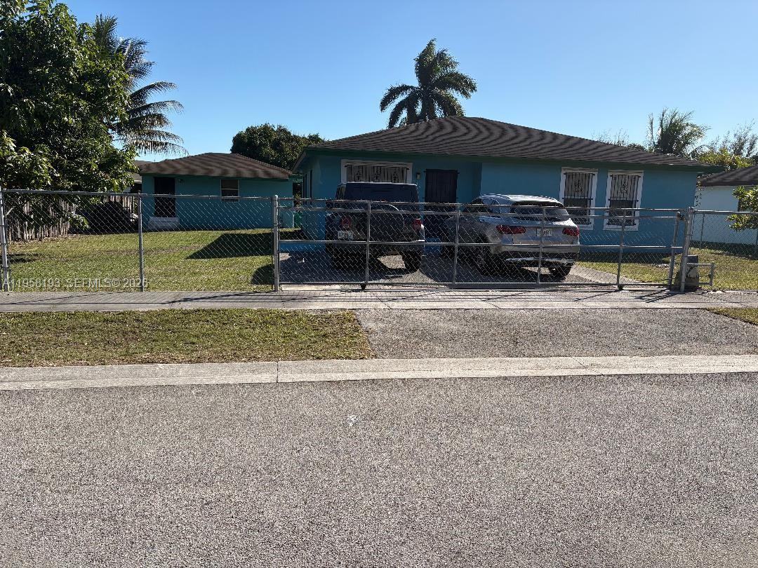 416 NW 9th Pl, Florida City FL 33034