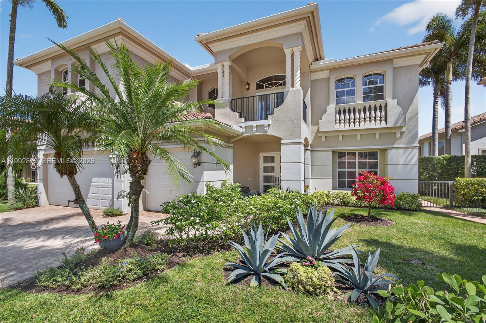 114 Abondance Dr, Palm Beach Gardens FL 33410