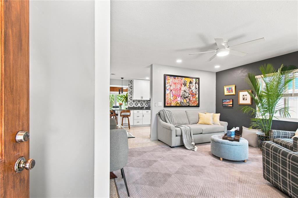 3005 10TH AVENUE N, ST PETERSBURG, FL — photo 3 of 30
