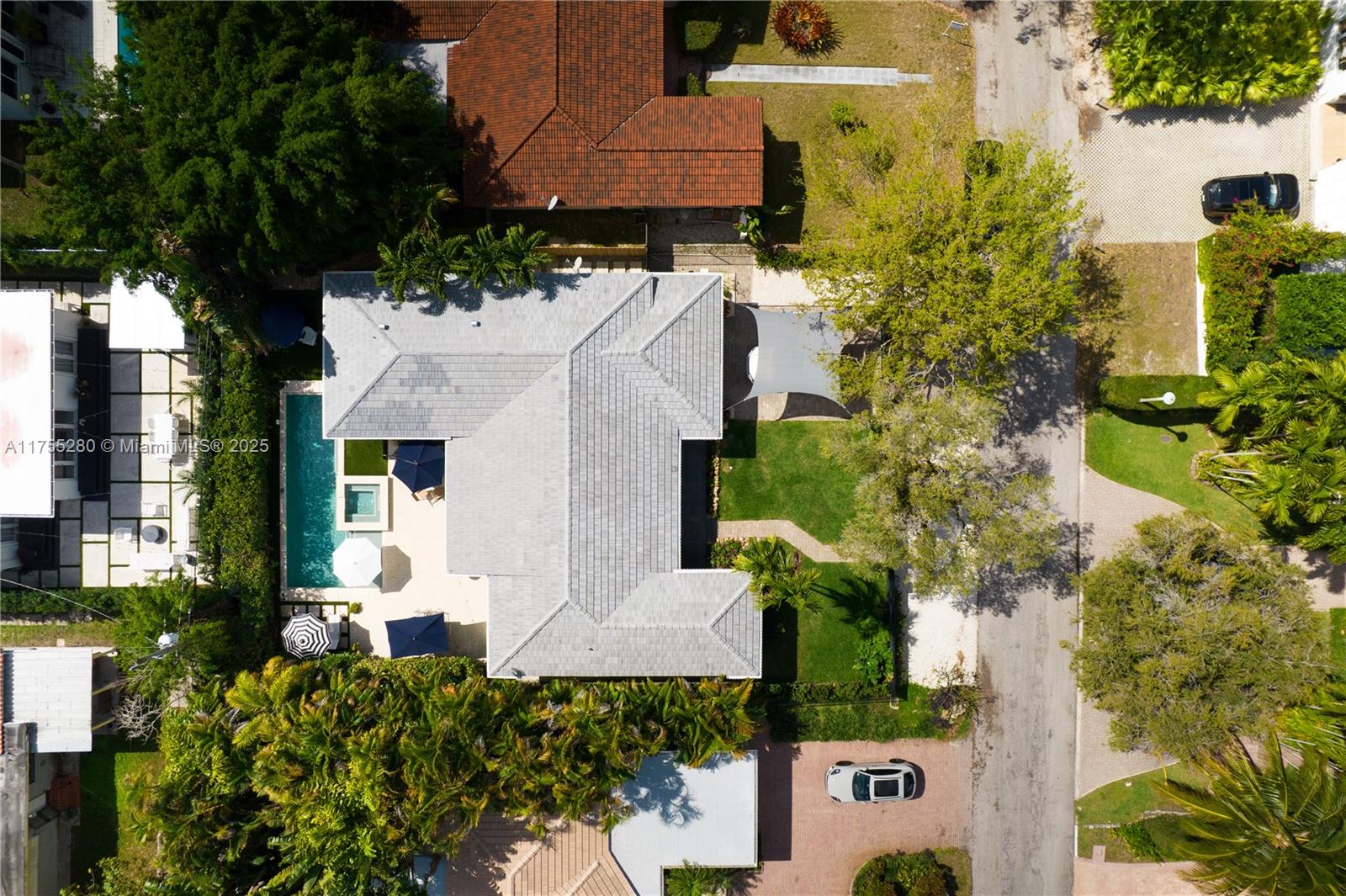 590 NE 52nd Ter, Miami FL 33137