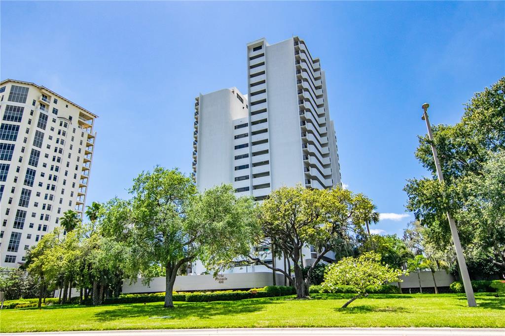 4141 BAYSHORE BOULEVARD UNIT 304