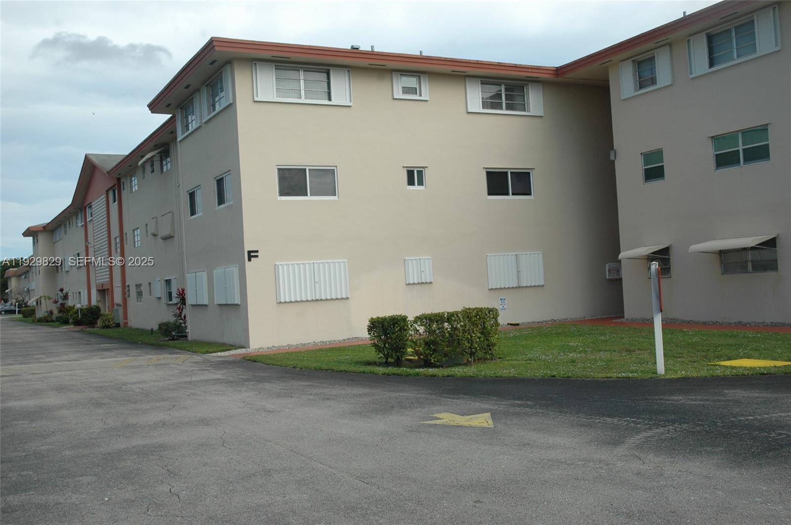 5300 Washington St # F119, Hollywood FL 33021