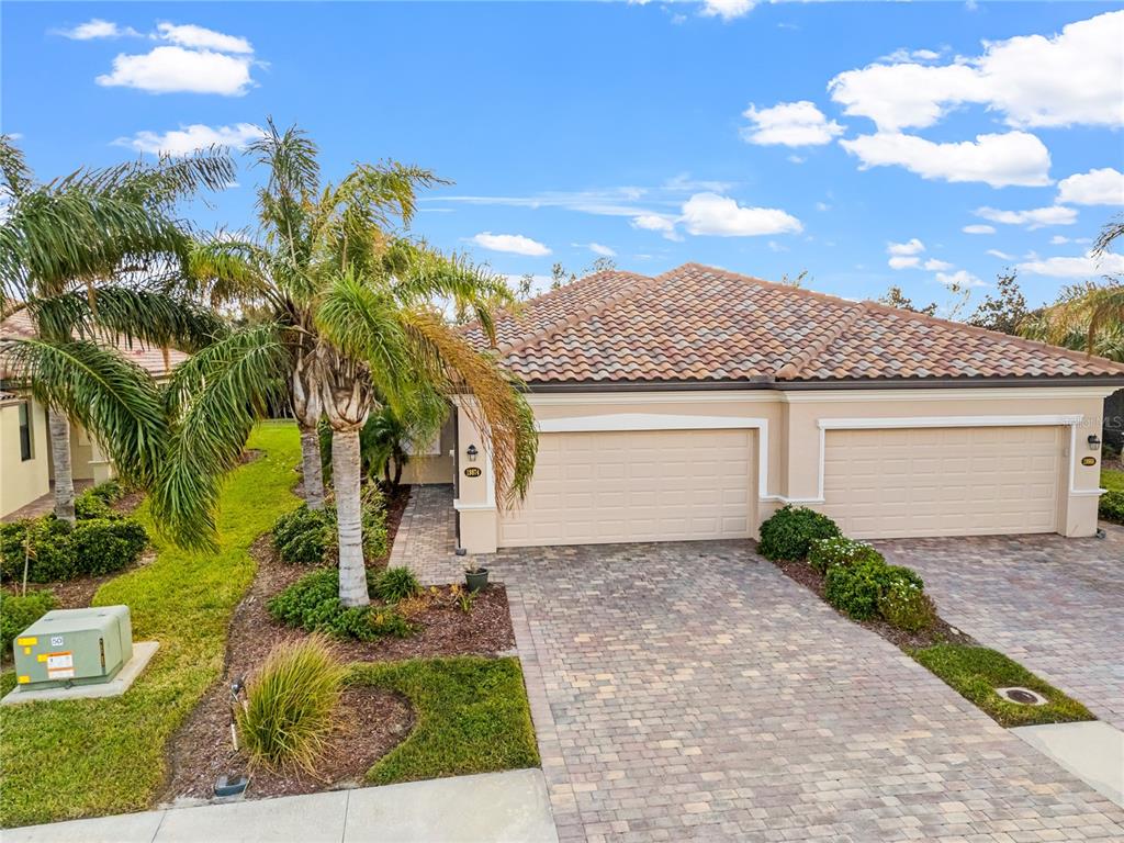 19874 BENISSIMO DRIVE, VENICE, FL — photo 2 of 30