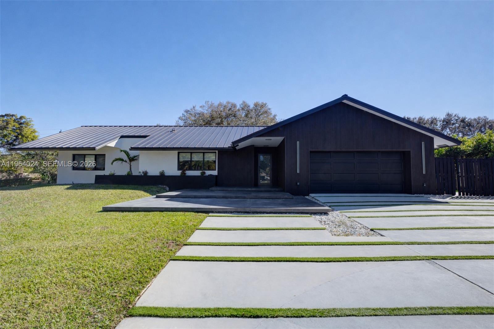 5020 Hawkhurst Ave, Southwest Ranches FL 33331