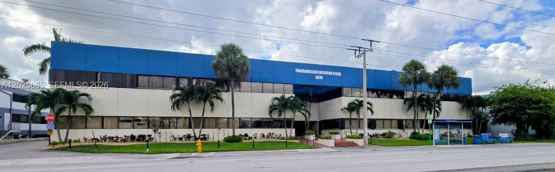 8370 W Flagler St # 246, Miami FL 33144