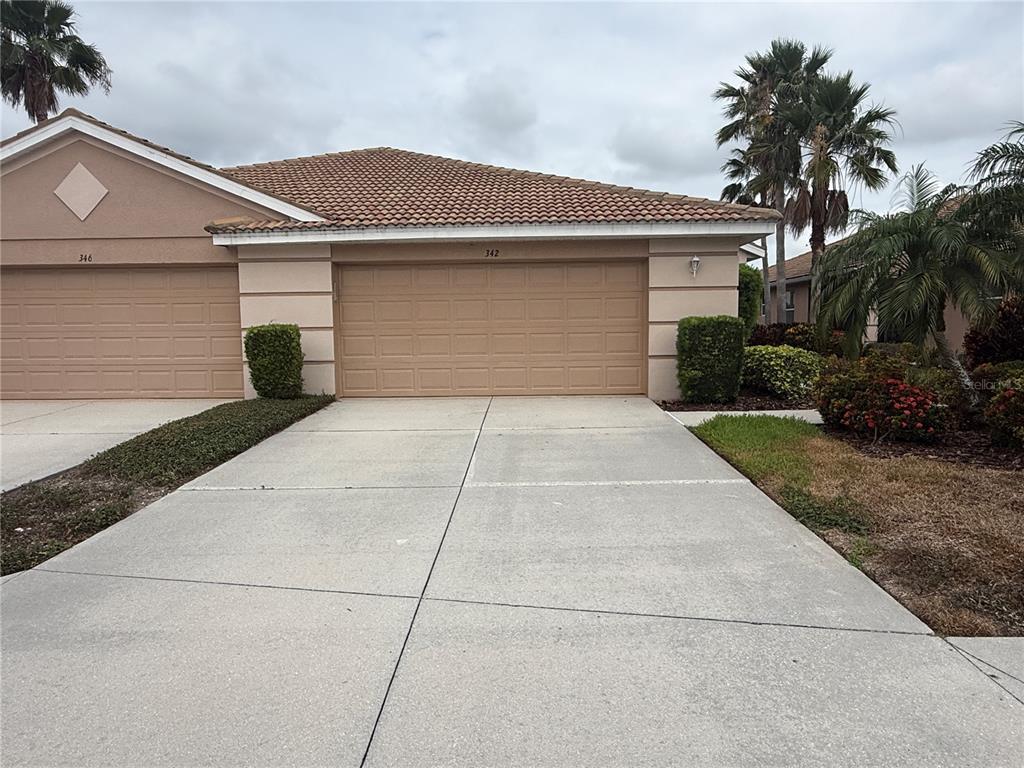 342 FAIRWAY ISLES LANE