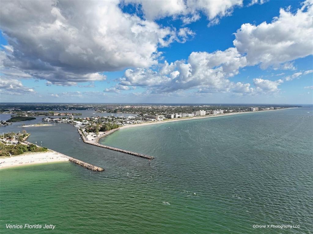 132 S PARK DRIVE UNIT 132, VENICE, FL — photo 2 of 30