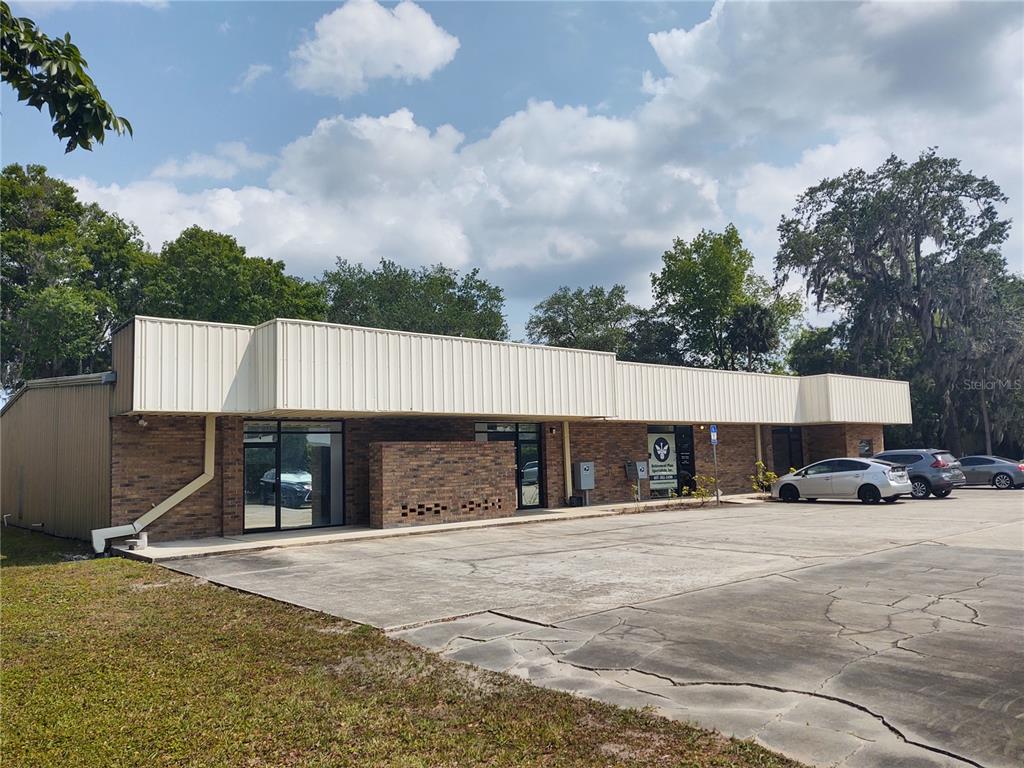 815 EYRIE DRIVE