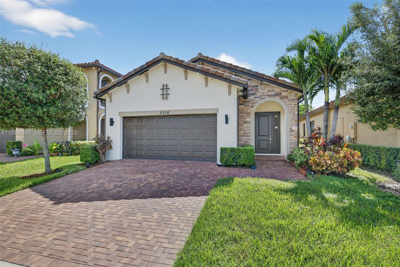 5316 NW 48th Ln, Tamarac FL 33319