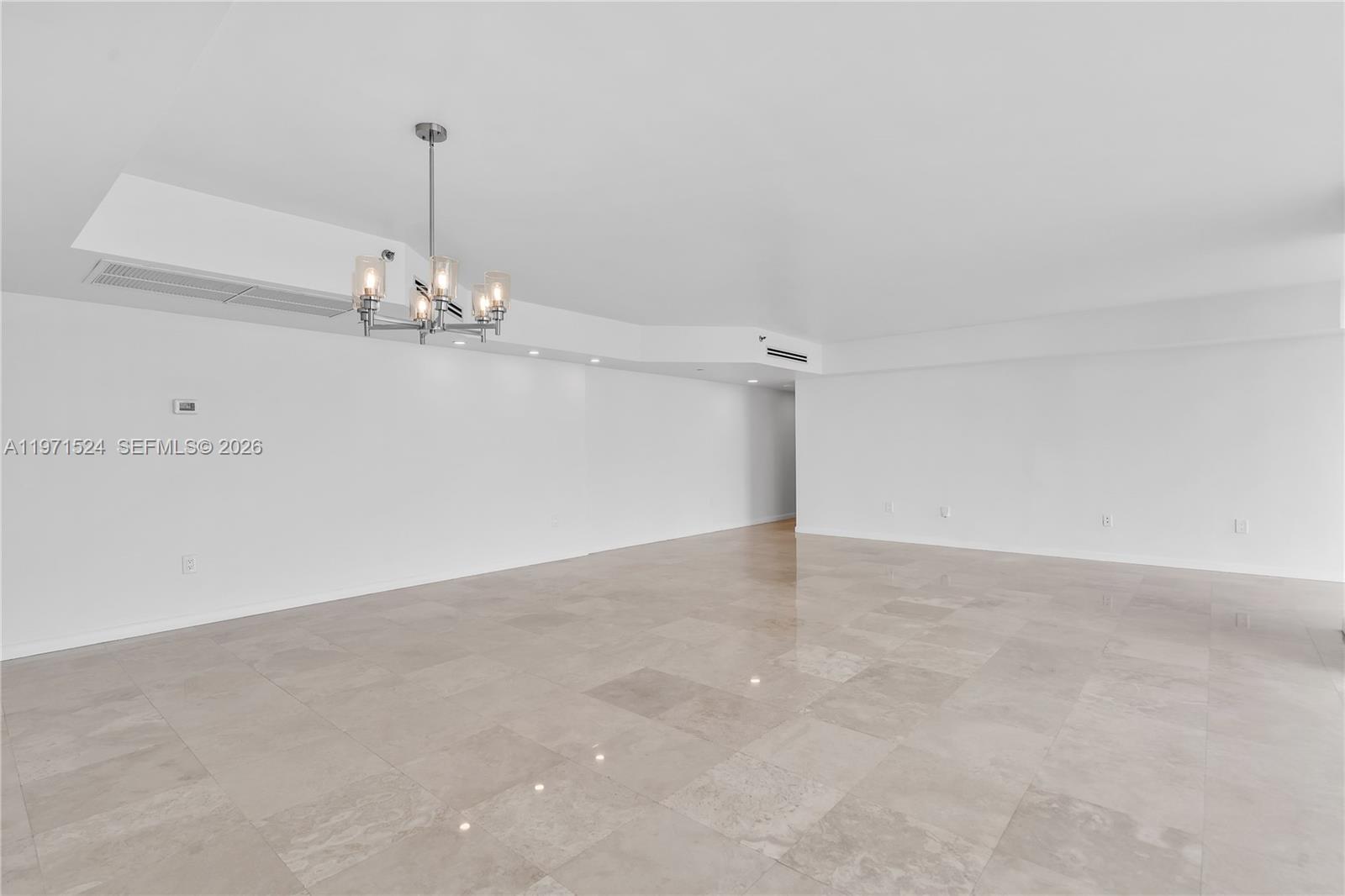 5900 Collins Ave # 1906, Miami Beach FL 33140