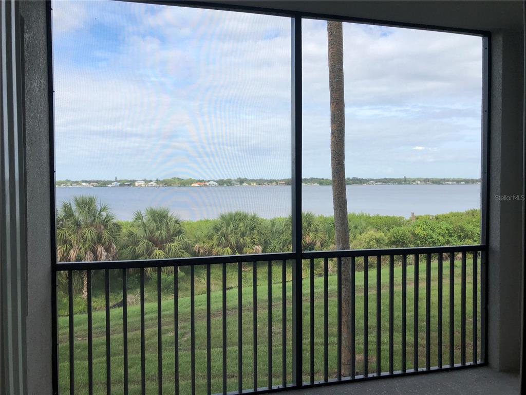 1010 TIDEWATER SHORES LOOP UNIT 206