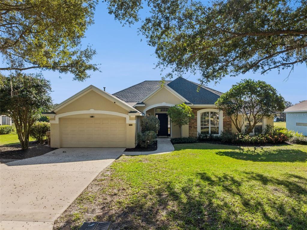 23518 OAK PRAIRIE CIRCLE