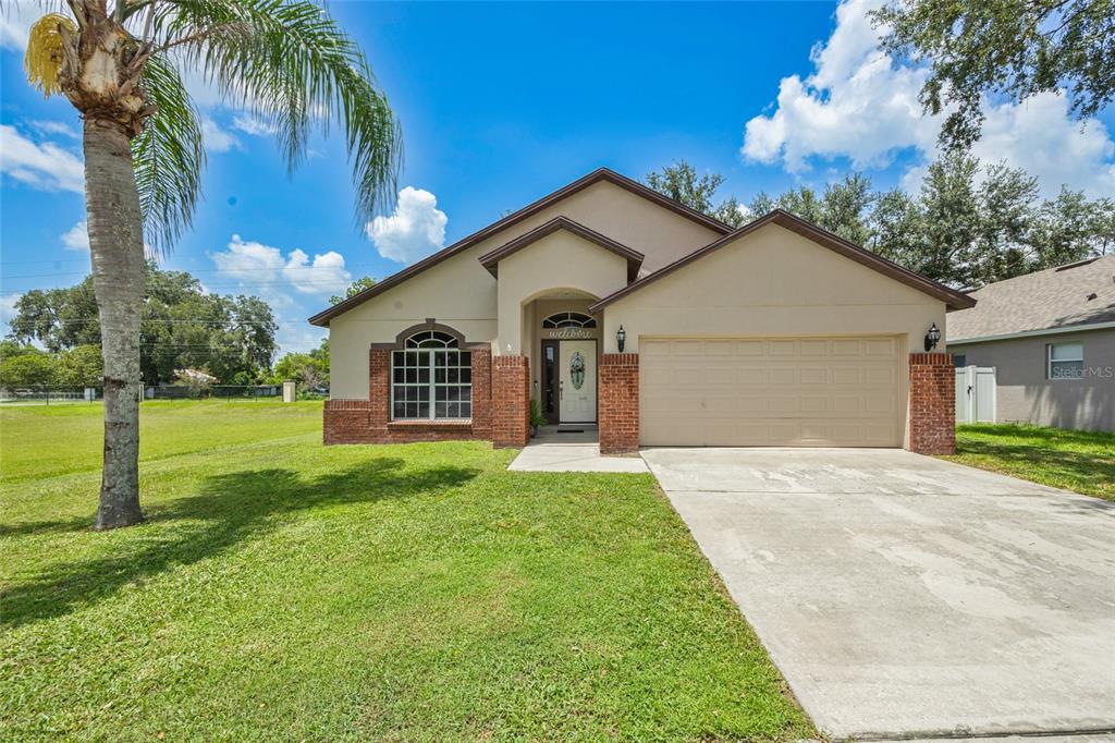 208 CITRUS LANDING DRIVE