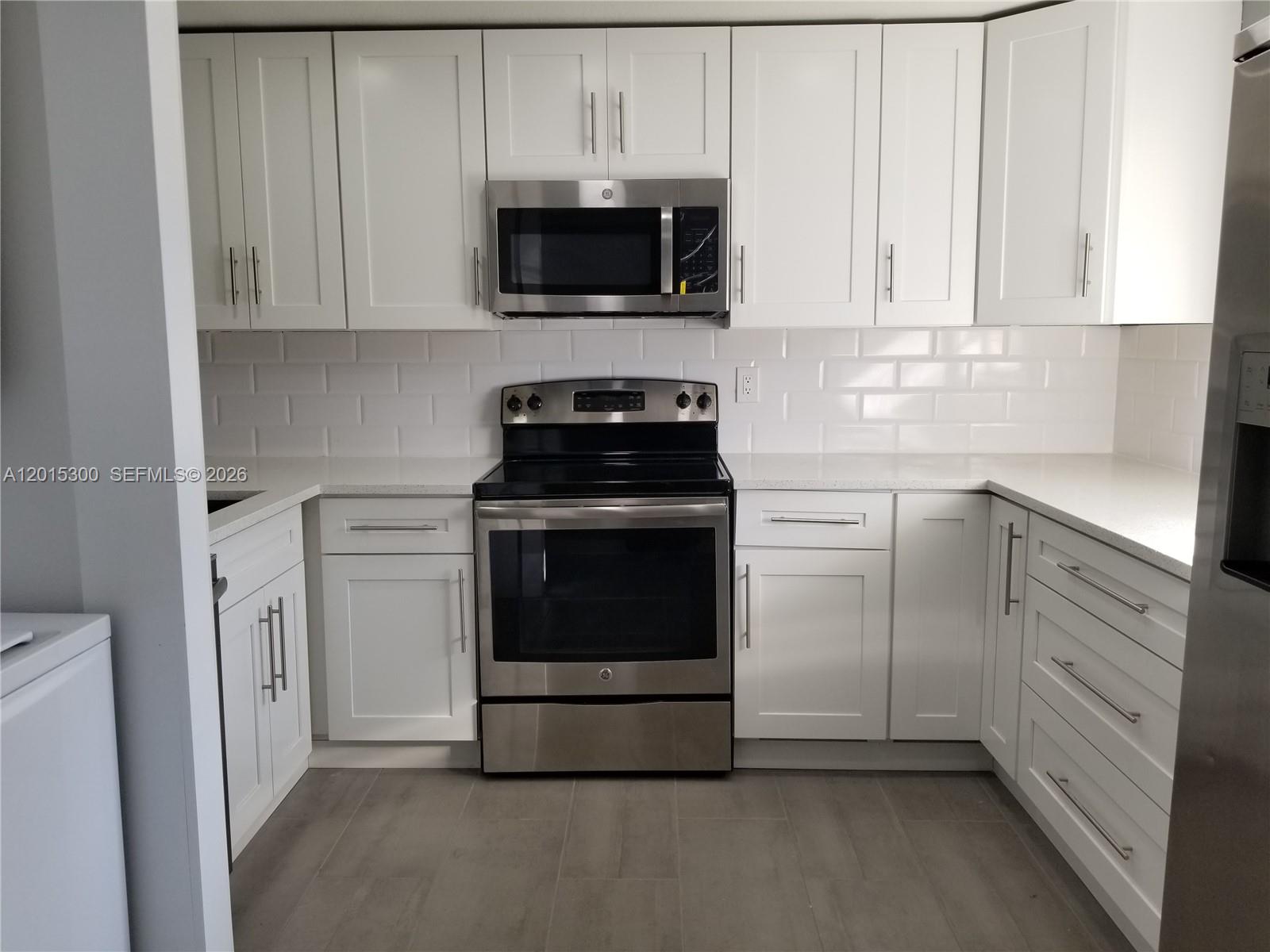 3777 NW 78th Ave # 14A, Davie FL 33024
